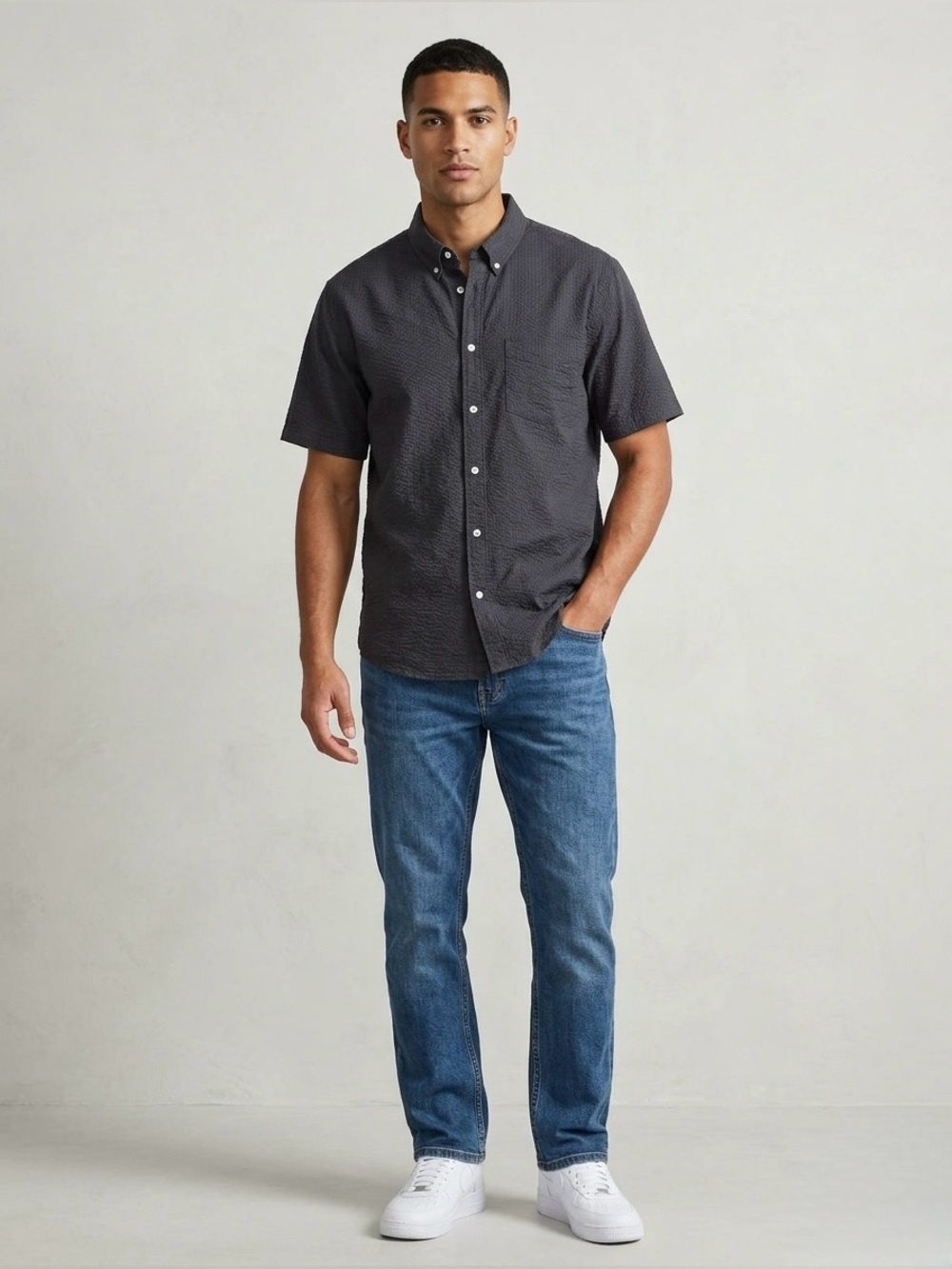 Nike Men’s XL Textured Short Sleeve Button Down Shirt Gray Charcoal Woven Casual - Picture 2 of 13